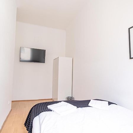 Sweet 3Br Shared Apt Near Wiener Stadthalle & Central Exteriér fotografie